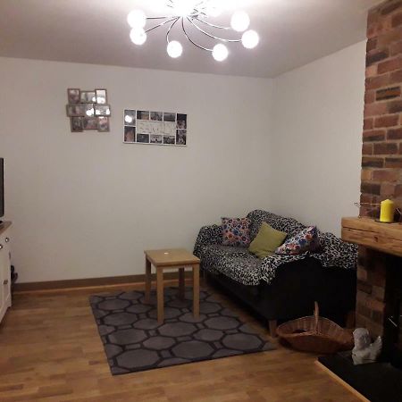 Vintage double bedroom Victoria 1 Dunfermline Exterior foto